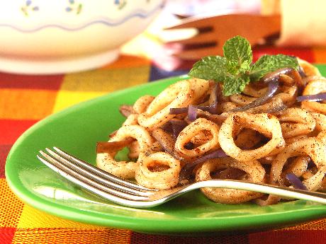 Calamari Fritti con Cipolla