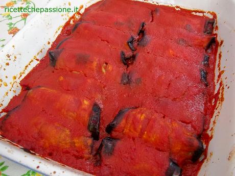 Involtini di Melanzane al Sugo