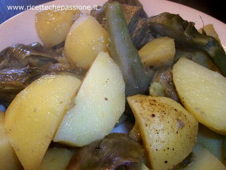 Patate e Carciofi in Umido