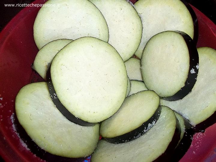 Come eliminare l'amarognolo alle Melanzane